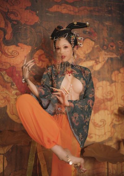 裙子下面的野兽_DVD在线视频观看